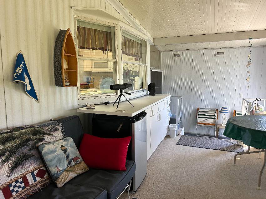 7907 Lakeshore Drive a Ellenton, FL Mobile or Manufactured Home for Sale
